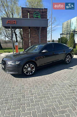 Седан Audi A6 2014 в 