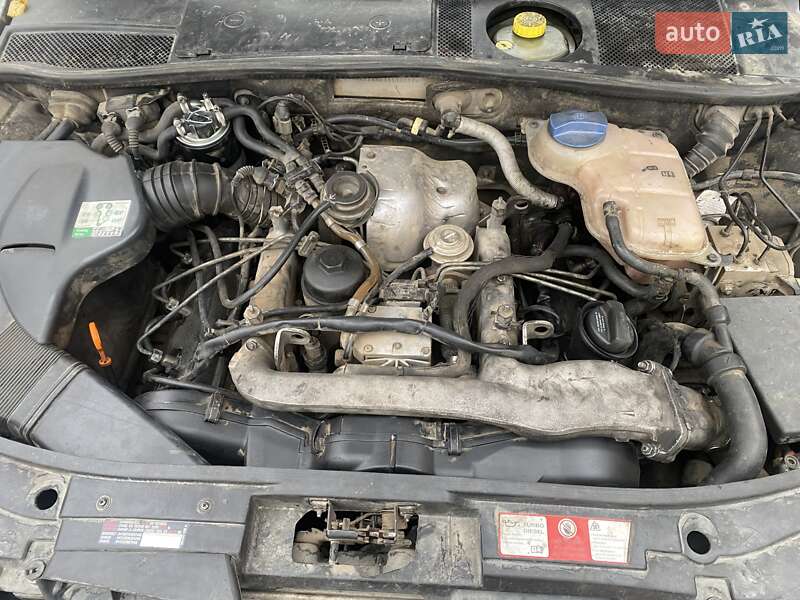 Универсал Audi A6 2001 в Славуте