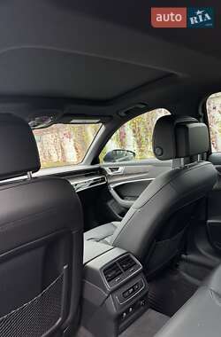 Седан Audi A6 2022 в 
