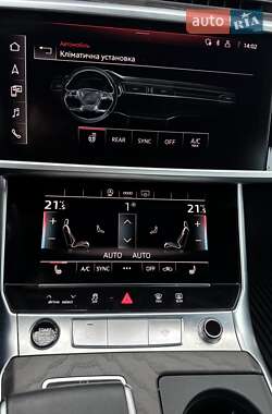 Седан Audi A6 2022 в 