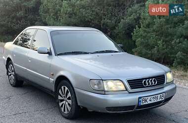 Седан Audi A6 1996 в Березному