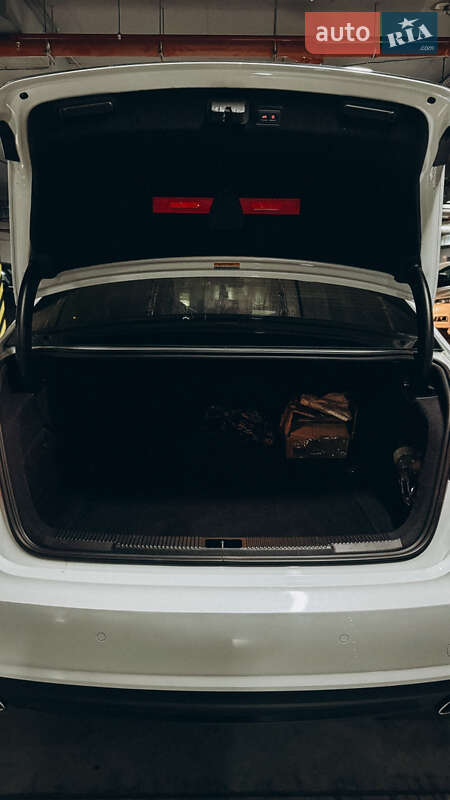 Седан Audi A6 2016 в Одессе