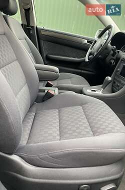 Седан Audi A6 2003 в 