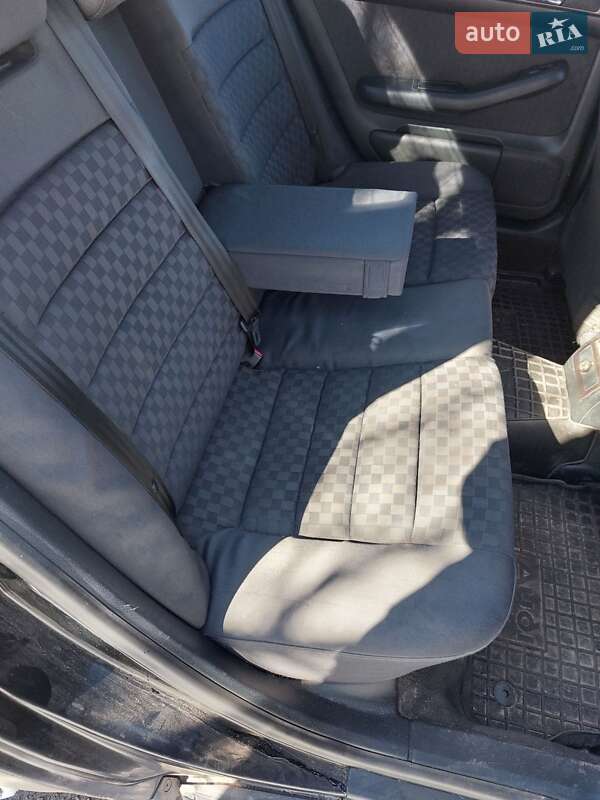 Седан Audi A6 2000 в Киеве