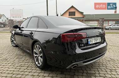 Седан Audi A6 2011 в Мукачево