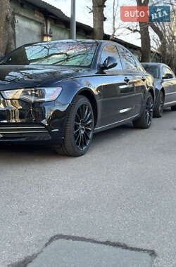 Седан Audi A6 2012 в 