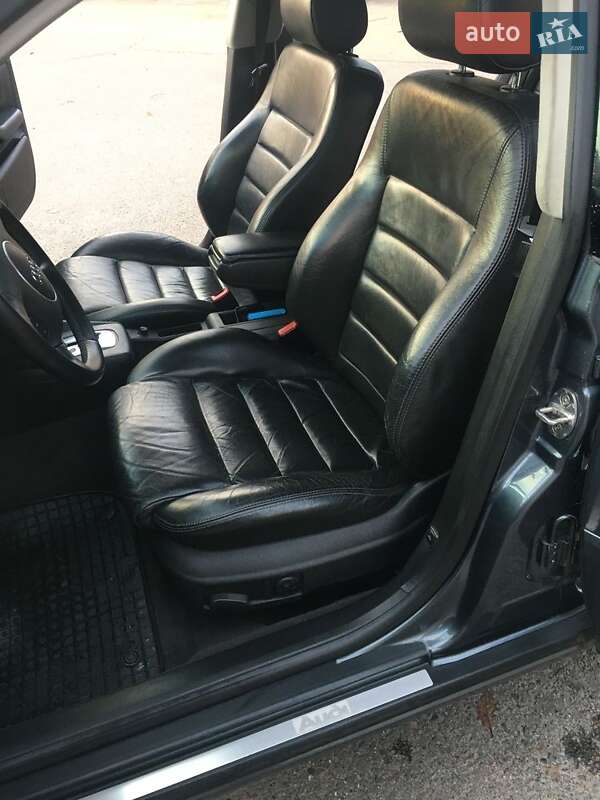 Универсал Audi A6 2003 в Ровно