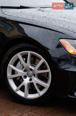 Седан Audi A6 2013 в 