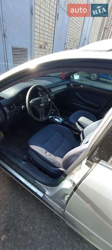 Универсал Audi A6 2000 в Великой Михайловке