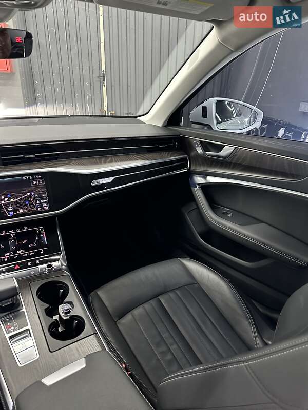 Седан Audi A6 2018 в Киеве