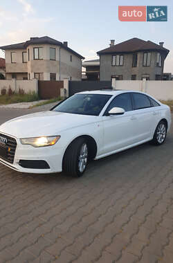 Седан Audi A6 2013 в 
