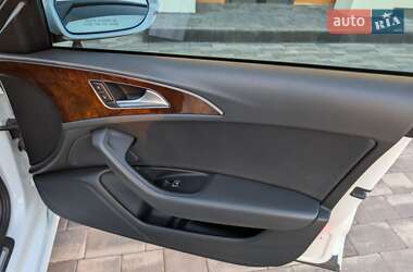 Седан Audi A6 2015 в 