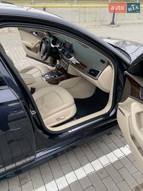 Седан Audi A6 2015 в Первомайске