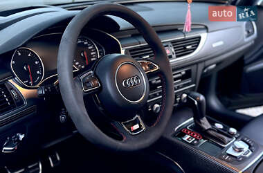 Седан Audi A6 2015 в Береговому