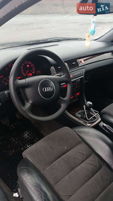 Седан Audi A6 1997 в Рокитному