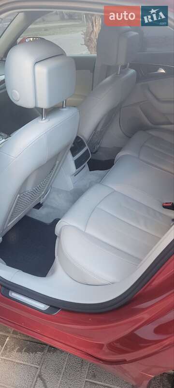 Седан Audi A6 2013 в Каменском