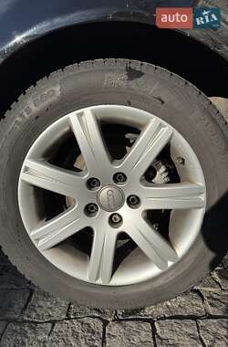 Универсал Audi A6 2002 в Киеве