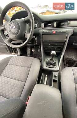 Седан Audi A6 1998 в 