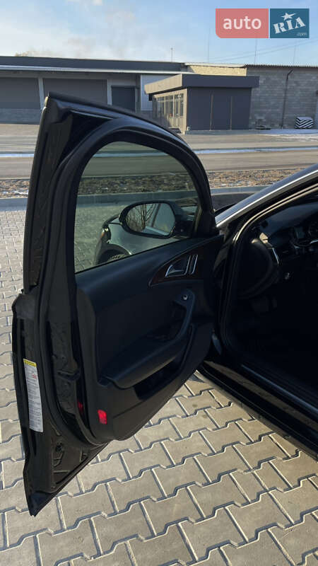 Седан Audi A6 2013 в Сарнах