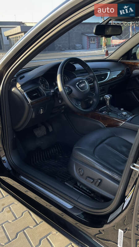 Седан Audi A6 2013 в Сарнах