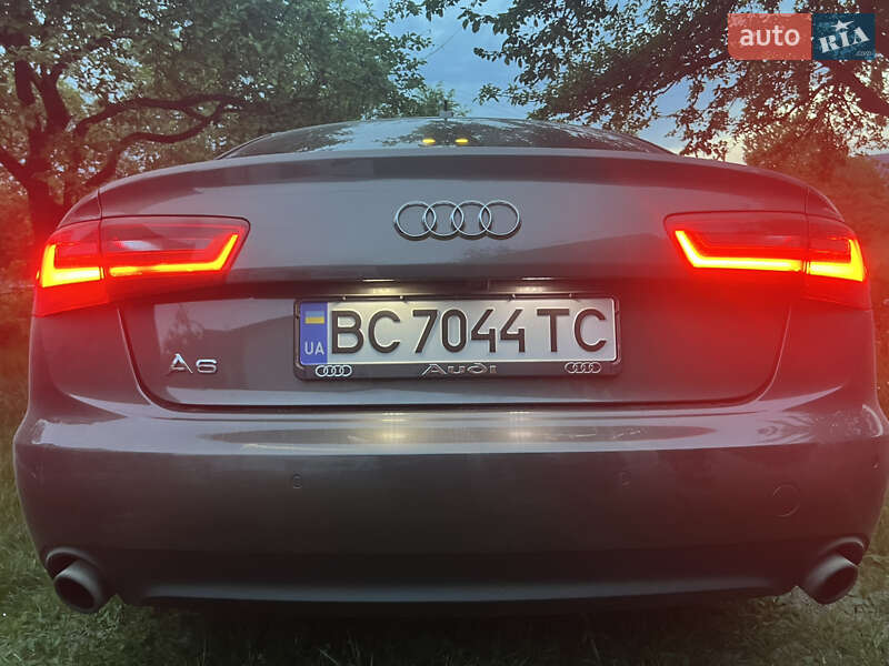 Седан Audi A6 2012 в Жовкве