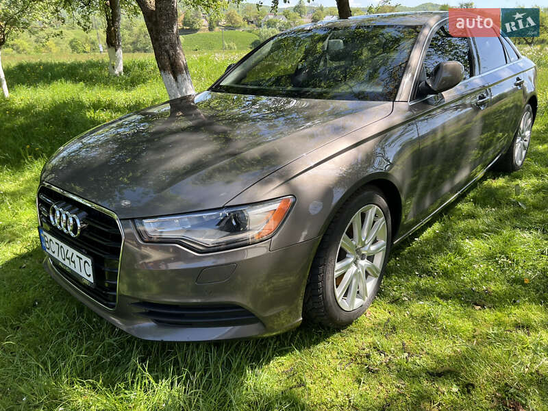 Седан Audi A6 2012 в Жовкве