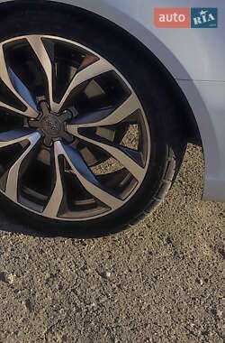 Седан Audi A6 2014 в 
