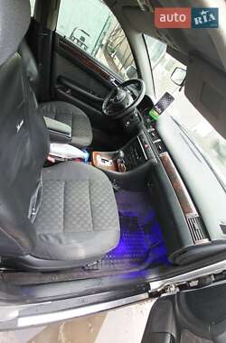Седан Audi A6 2002 в 
