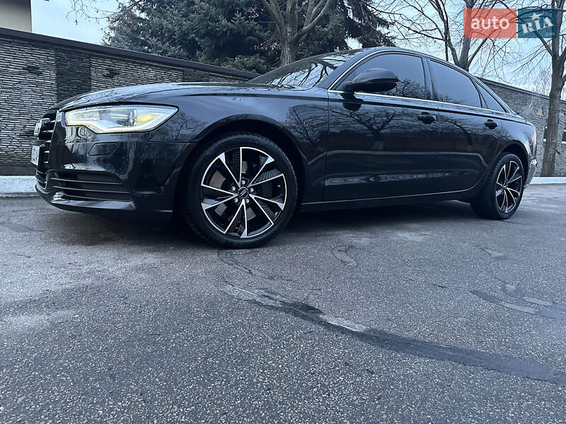 Седан Audi A6 2011 в Дніпрі