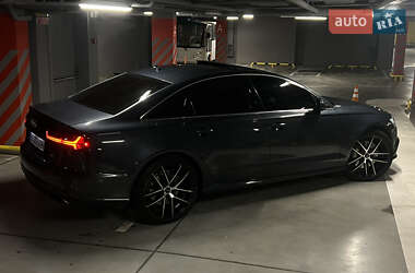 Седан Audi A6 2016 в 