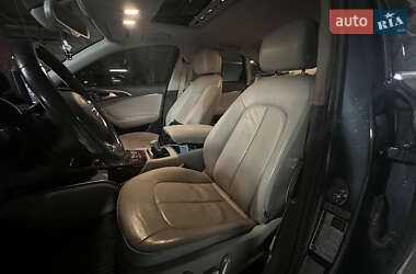 Седан Audi A6 2016 в 