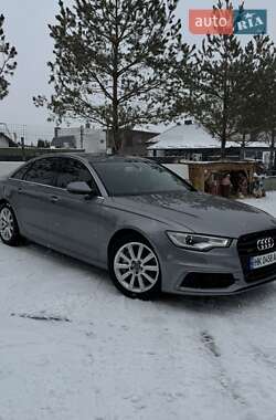 Седан Audi A6 2014 в Рівному