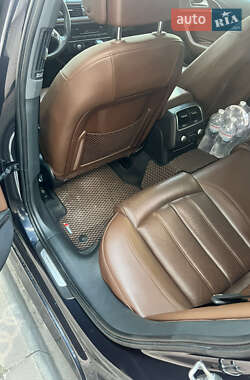 Седан Audi A6 2015 в 