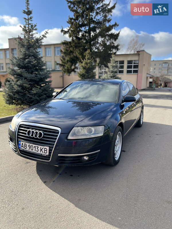 Седан Audi A6 2004 в Калиновке