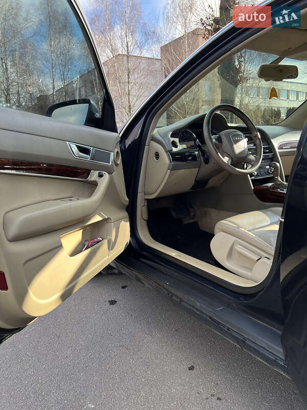 Седан Audi A6 2004 в Калиновке