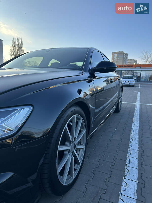Седан Audi A6 2015 в Черновцах