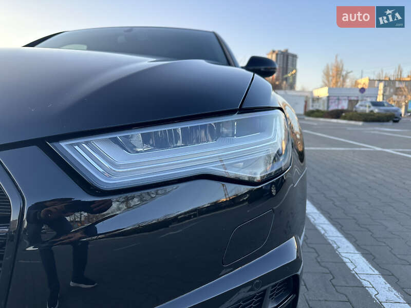 Седан Audi A6 2015 в Чернівцях
