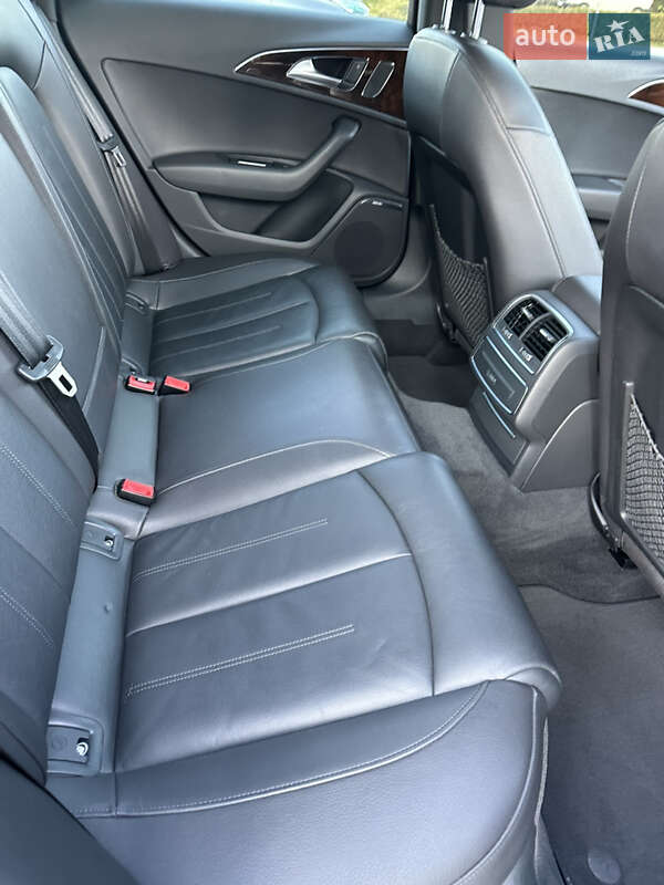 Седан Audi A6 2015 в Черновцах