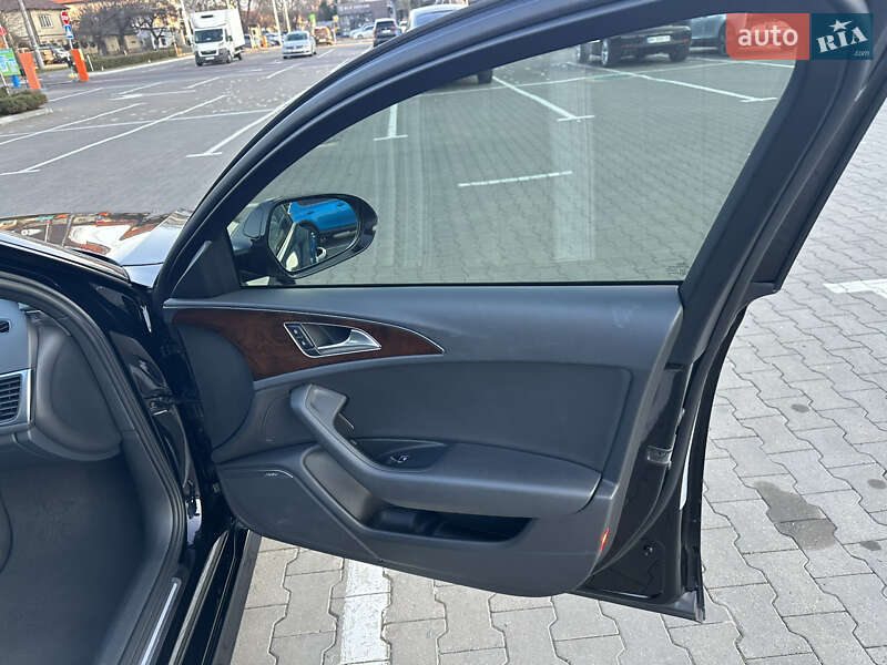 Седан Audi A6 2015 в Чернівцях
