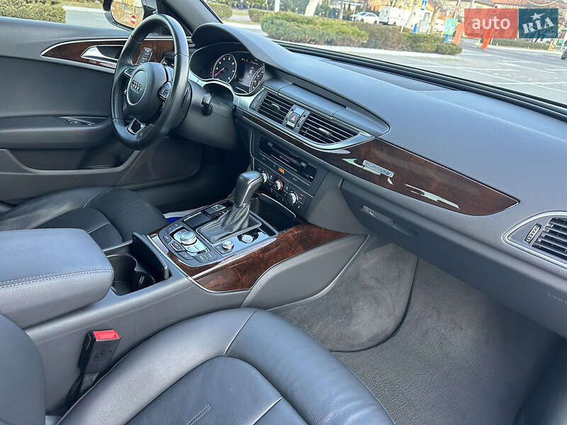 Седан Audi A6 2015 в Чернівцях
