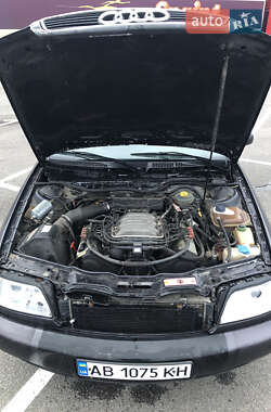 Седан Audi A6 1996 в Ровно