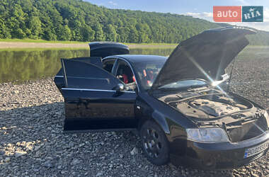 Седан Audi A6 2002 в Борщеве