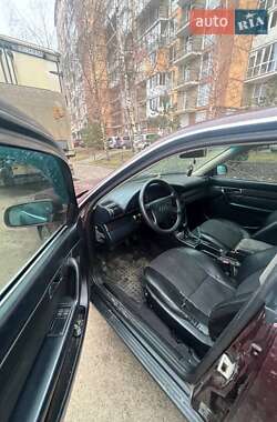 Седан Audi A6 1995 в 