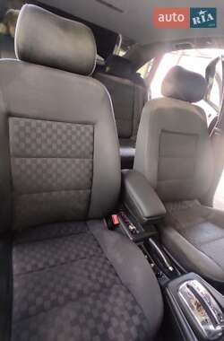 Седан Audi A6 1998 в 