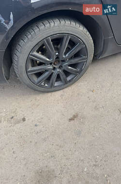 Седан Audi A6 2012 в 
