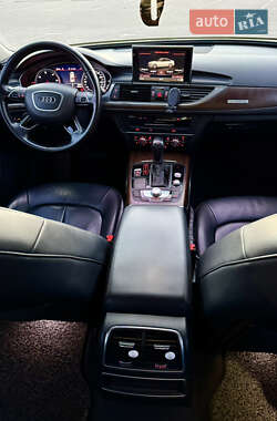 Седан Audi A6 2015 в 