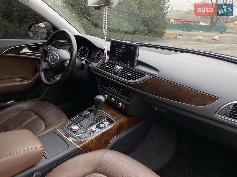 Седан Audi A6 2012 в Киеве