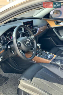Седан Audi A6 2015 в 