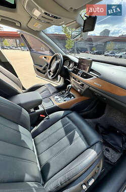 Седан Audi A6 2015 в 