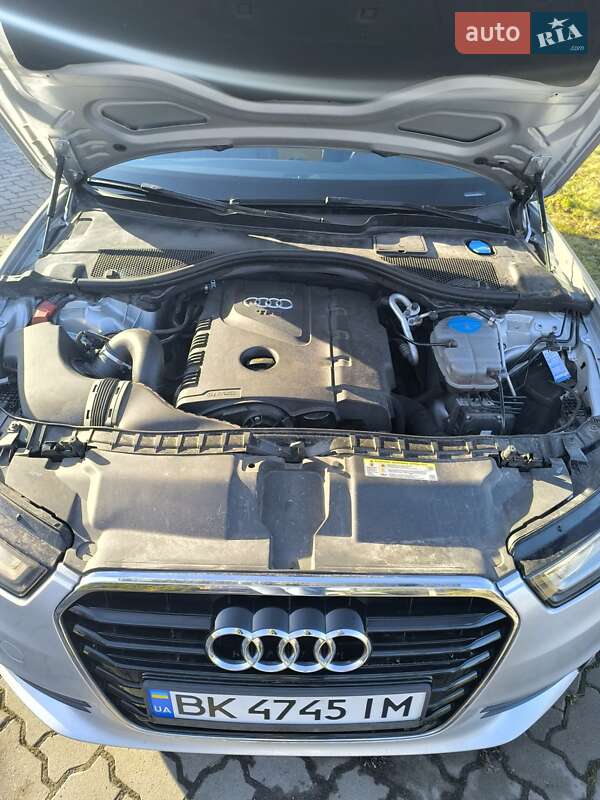 Седан Audi A6 2012 в Ровно